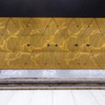A Ferenciek tere új metrómegállóját mutatta meg a főpolgármester – A barna és az arany kontrasztja határozza meg a megálló arculatát – VIDEÓ