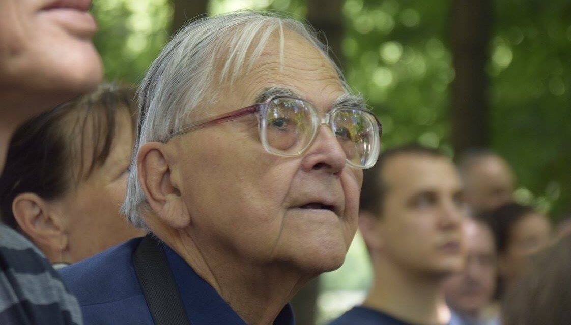 “Otthonában, szerető családja körében ma reggel elhunyt” – meghalt Mécs Imre, az SZDSZ egykori politikusa