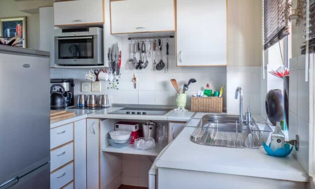 Tegyük élménnyé étkezéseinket minőségi porcelán vagy kerámia tányérokkal!