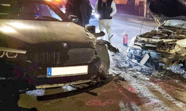 Ronggyá törte a luxus BMW-t a száguldozó autós, a sofőr kirepült a járműből