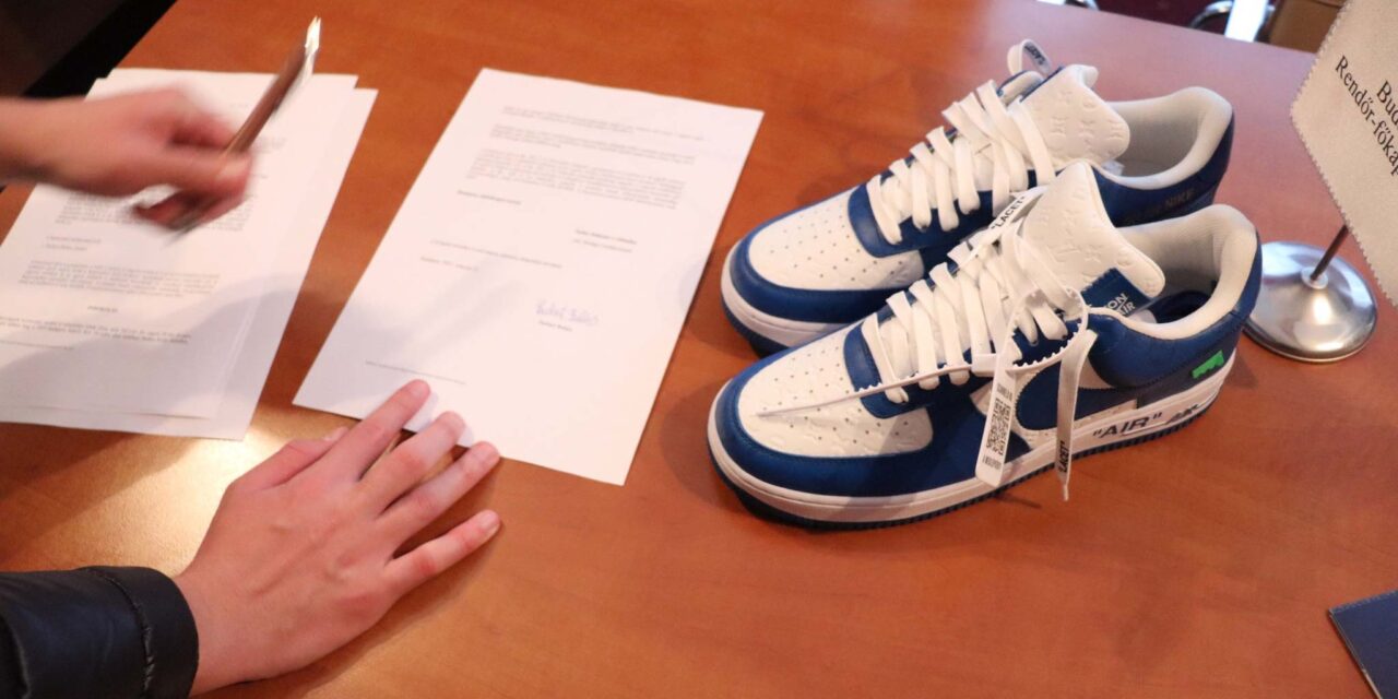 Mindent a testvérére kent a vádlott – ismét előkerült a Budapesten ellopott négy és fél millió forintos sportcipő ügye