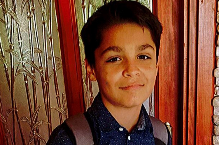 Egy 11 éves kisfiút keresnek Veresegyházon és környékén – Váradi Elek tegnap elindult az iskolába, de nem érkezett meg oda