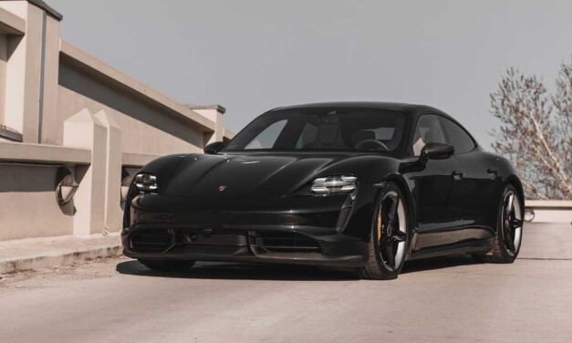 Annyit költünk az autóra, amennyiből egy egzotikus nyaralásra is mehetnénk