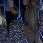 Dráma a 224-es járaton: hiába könyörgött segítségért a 17 éves lány, akit megfenyegettek a buszon