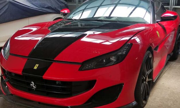 Hatszáz ló eladó: árverésre bocsát a NAV egy tűzpiros Ferrarit, akár már 43 millióért elvihetik