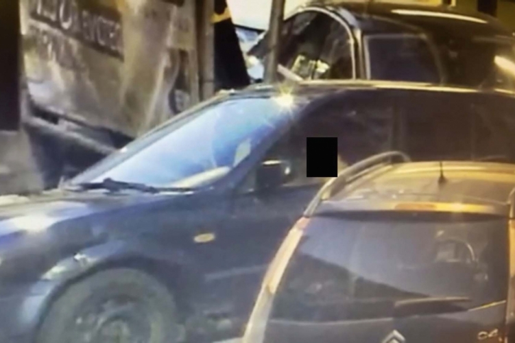 Megint akciózott a budapesti tini, aki korábban utassal együtt fújt meg egy kocsit a 8. kerületben – Most is autót lopott, de valamivel nem számolt