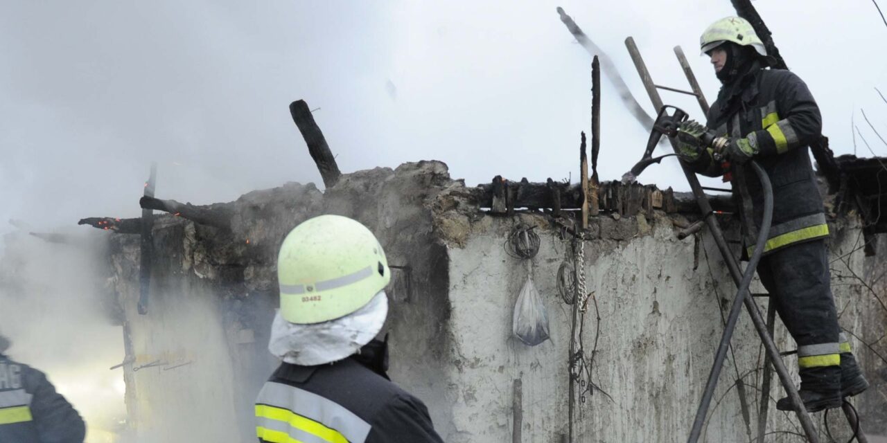 Váratlan fordulat: kistestvért szerettek volna a fiuk mellé, hármas ikreik születtek