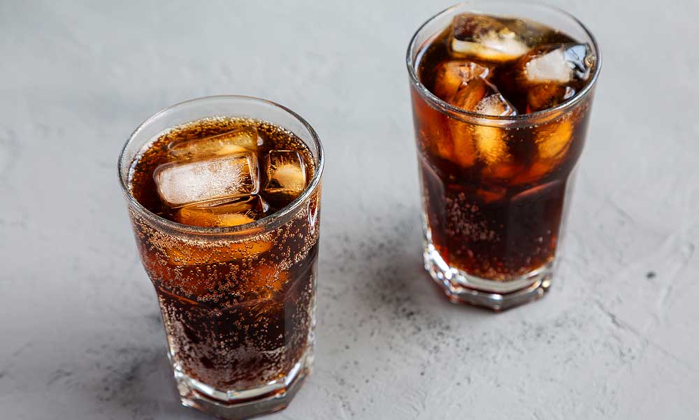 Most már biztos: Rákkeltő lehet az aszpartám, a WHO friss listáján ott szerepel az üdítőkben használt édesítő – Mit szól ehhez a Coca-Cola?