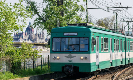 Jó hír: a TISZA-kormány lecseréli a szentendrei, a csepeli és a ráckevei HÉV szerelvényeit