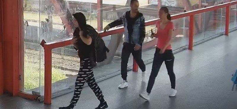 Videón a kőbányai tolvaj trió: lenyúlták az őrizetlenül hagyott táskát a vonatról, de a kamerák lebuktatták őket
