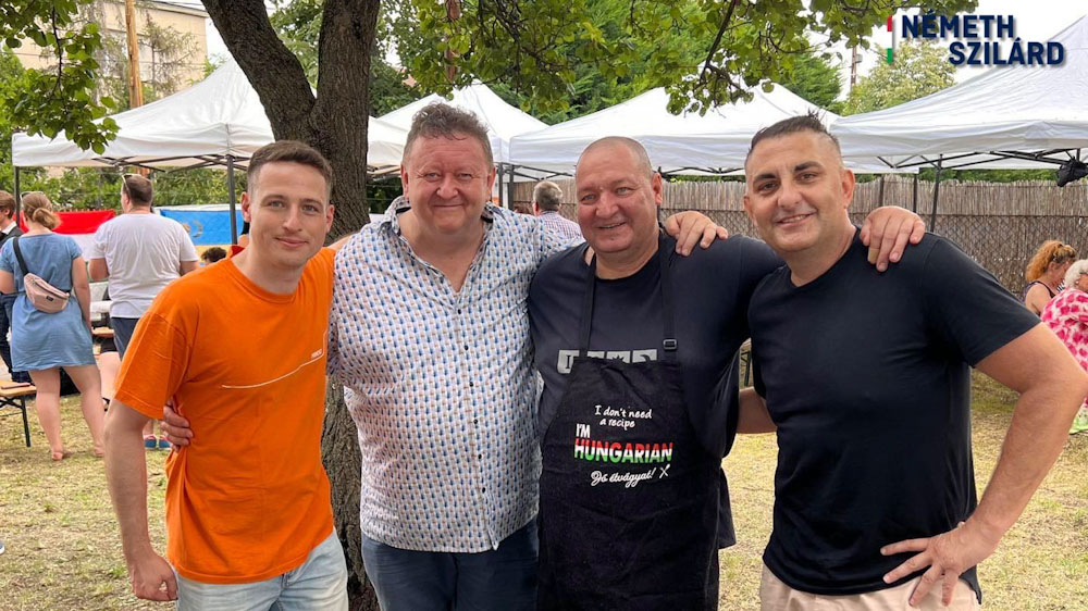 Győzikével bográcsozik Németh Szilárd, fideszes politikus: nézzék, mit főztek együtt a zuglói eseményen