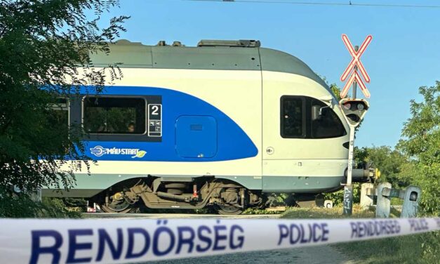 Tragédia: elgázolt egy embert a Déli pályaudvarról a Balatonra tartó vonat
