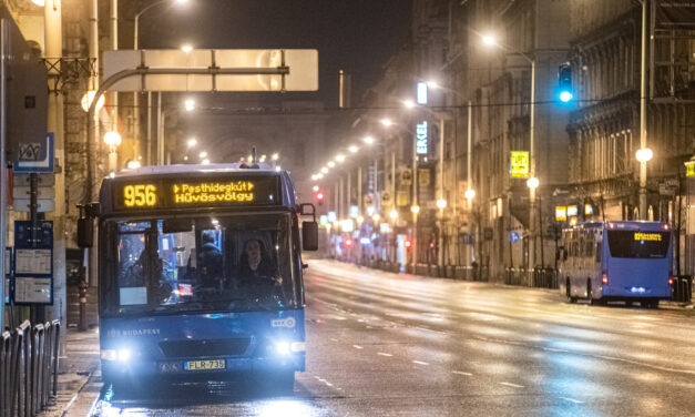 Hétvégén óraátállítás: így érinti ez a budapesti tömegközlekedést