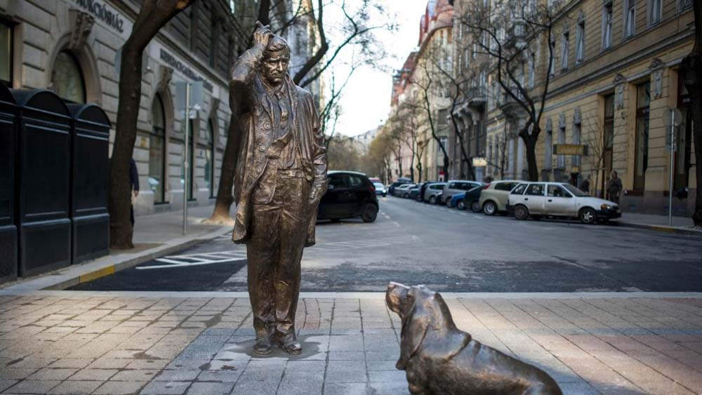 Valódi ritkaság: az interneten árulják a Columbo-szobor öntőformáját