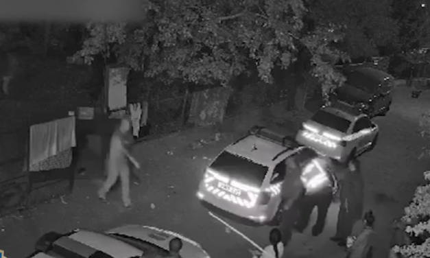 Pillanatok alatt lepték el a rendőrök a környéket: így ütöttek rajta a zsaruk a lányokat kisemmiző apán és fián Kistarcsán – videó