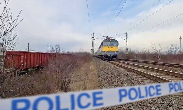 Fekete péntek: délelőtt két embert ütött el a vonat, egy középkorú férfi szándékosan állt a sínekre, idén ez már a hetedik baleset