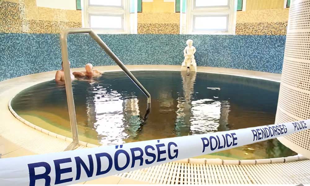 Tragédia az Árpád-fürdőben: holtan találtak egy 22 éves férfit az egyik medencében