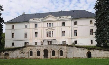 Pár hét múlva szabadul a váci börtönből a bicskei gyermekotthon egykori igazgatója: V. János legalább 12 kiskorú fiút zaklatott