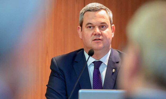 „Hihetetlen előrelépés lesz Budapesten az új ügyeleti rendszer” – állítja Takács Péter, egészségügyért felelős államtitkár, megígérik, hogy fél percen belül felveszik az ügyeleteken a telefont