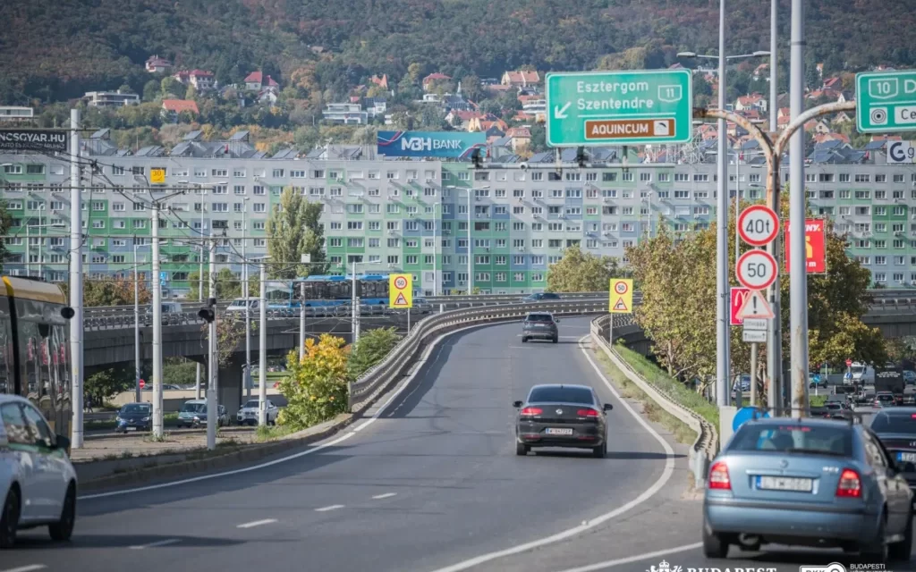 Felújítáják a Flórián téri felüljárót, lezárják a déli hidat: így változik az autók és a BKK járatainak forgalmi rendje