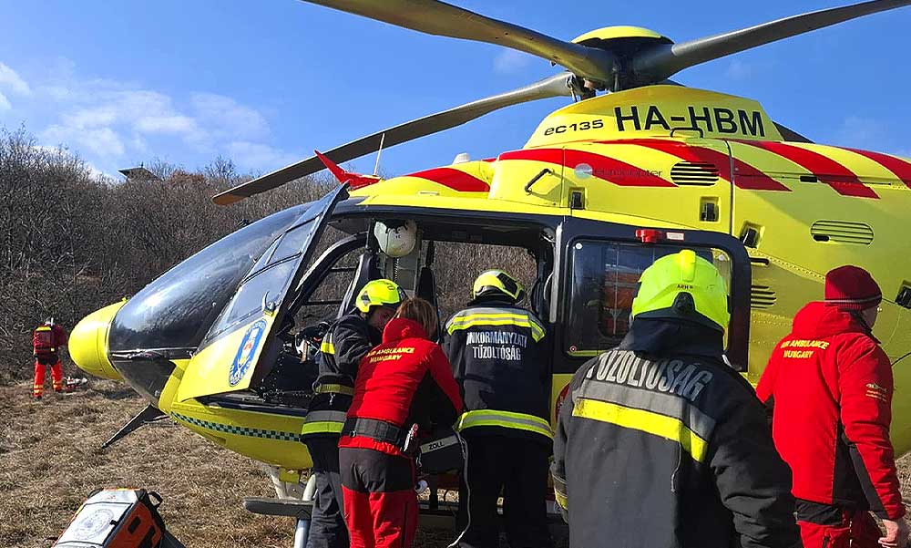 Lezuhant egy 7 éves kisfiú a Jókai-kilátóról, mentőhelikopterrel vitték kórházba