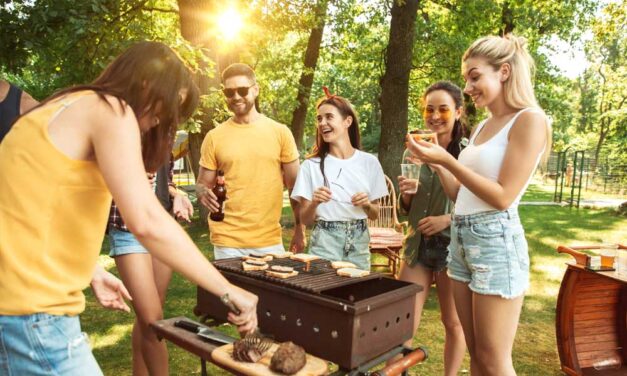Bogrács vagy grillező kerüljön a kertbe?