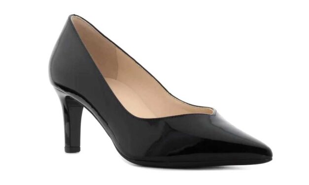 Magas sarkú cipők különféle célokra és alkalmakra