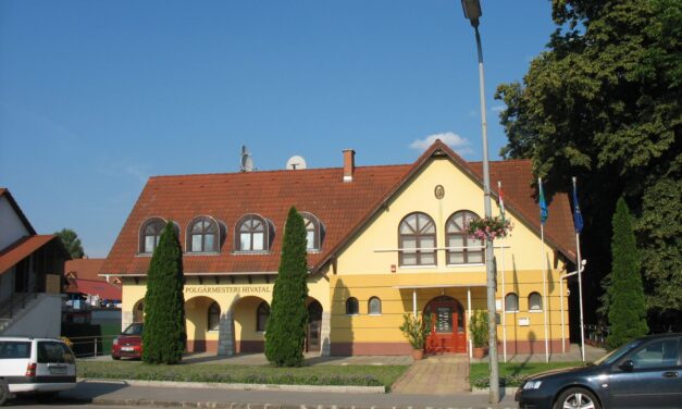 Két héttel halála előtt házasságot kötött a demens férfi a házvezetőnőjével Leányfalun, a bíróság érvénytelenítette a frigyet