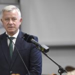Elismerte a móri képviselő, hogy fia összebalhézott az élettársával, ezért állították elő a rendőrök: kábítószert is találtak az otthonukban