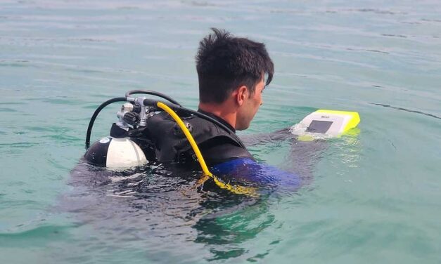 Tragédia Esztergomban: egy gumimatracon tűnt el a fürdőző, holttestét napokkal később találták meg a búvárok