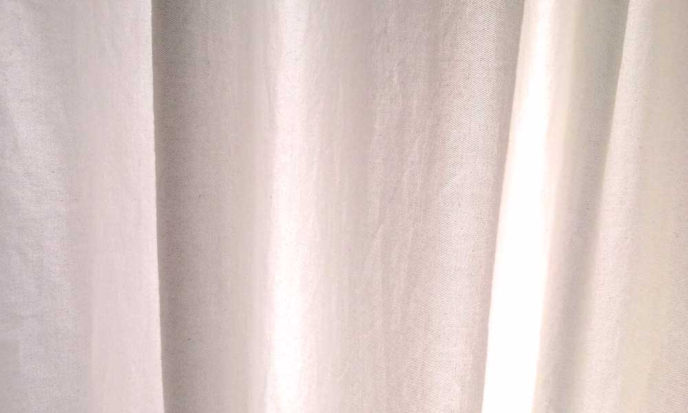 Az otthon és az elegancia találkozása: a függönyök hatása