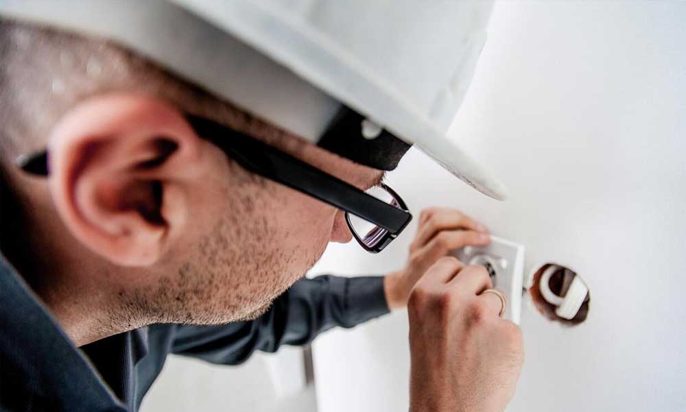 Innováció és együttműködés az ipari villanyszerelés jövőjéért