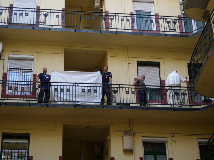 Akácfa utcai gyilkosság: megpróbálta elrejteni a holttestet az a brit turista, aki megölte párját hétfő hajnalban