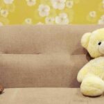Kanapénk színéhez illő tapétával otthonosabbá varázsolhatjuk lakásunkat