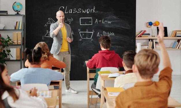 Tanárnak ajándék: így fejezd ki a háládat