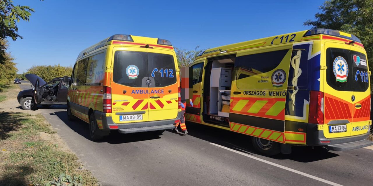 Motoros baleset Kengyelnél: nem tudták újraéleszteni a fiatal családapát, miután egy autónak ütközött