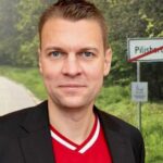 Megszólalt Menczer Tamás, miután Pilisborosjenő polgármestere nem engedi, hogy felszólaljon az ünnepi megemlékezésen