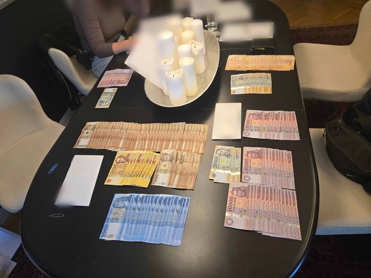 Rendőrségi razzia a fővárosi kórházban: százmilliókat foglaltak le két főorvostól, le is tartóztatták őket