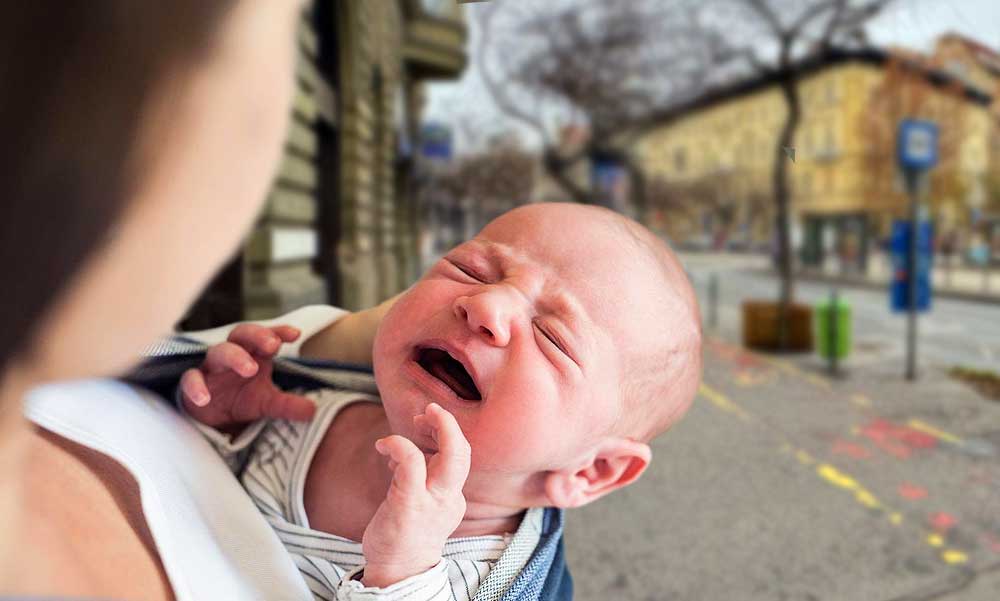 Krimibe illő történet Józsefvárosban: ellopta a pár napos csecsemőt a gyermektelen asszony, parókában menekült a babával