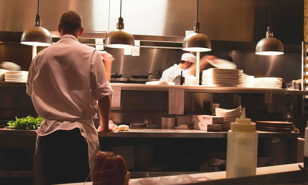 Hogyan nyiss vendéglátóhelyet?