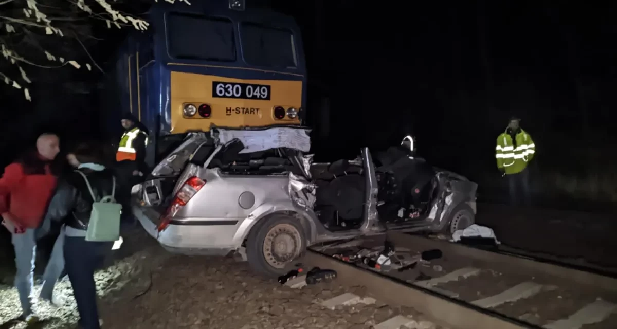 Újabb részletek a szentmártonkátai tragédiáról: buli után hajtottak a vonat elé a fiatalok, öten azonnal szörnyethaltak