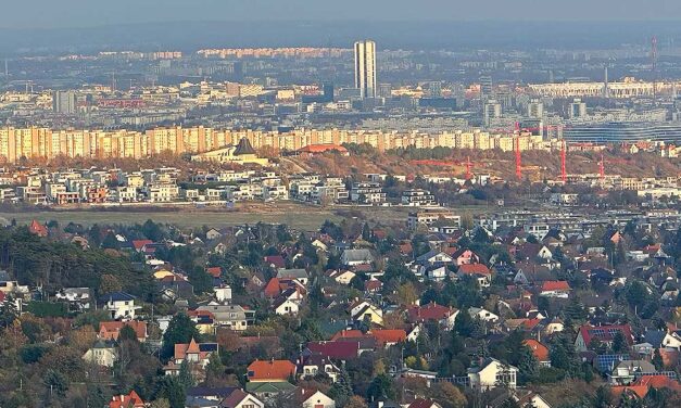 Itt az Orbán-kormány karácsonyi ajándéka: milliárdokat vesznek el Budapest környékétől, itt a lista, mennyivel nyúlják le a te településed