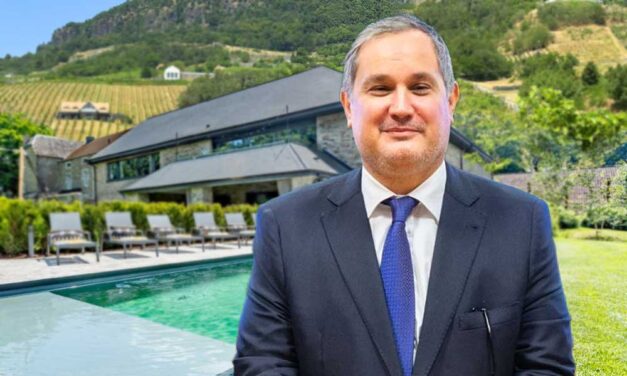 Balatoni luxusnyaralók az adófizetők pénzén? A titokzatos zánkai beruházás hátterében Nagy Márton nemzetgazdasági miniszter is felsejlik