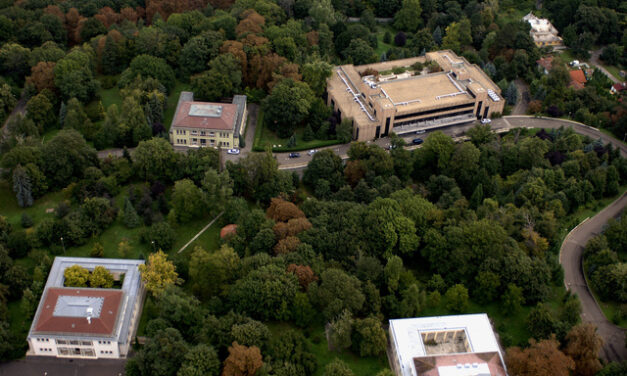 Eladja a kormány az utolsó 12. kerületi fejleszthető telkét, a köztársasági elnöki rezidenciát: rengeteg lakás épülhet a Béla király úton