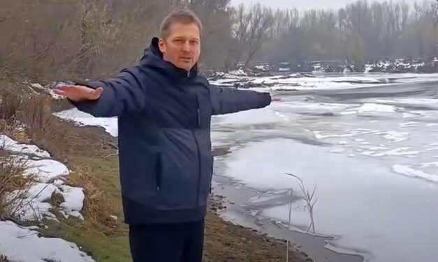 Megszólalt a hős kispapa, aki megmentette két kamaszlány életét, miután beszakadt alattuk a jég Szobnál