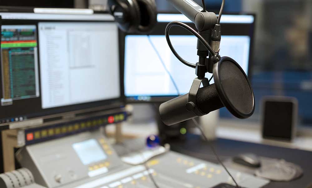 A Magyar Rádió ismert hírszerkesztője az érdi egészségügyi szakrendelő vezetőjének lemondását követeli a hosszú várólisták miatt