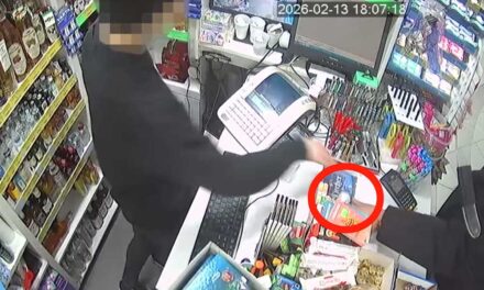 Drogot árultak a Teréz körúti kisboltban, az üzletet bezáratta a rendőrség – videó a cikkben