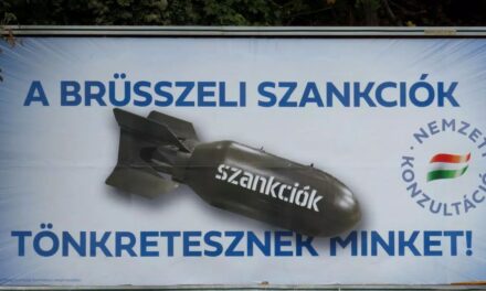 Üllő után a 3. kerületben is kitiltják a háborúval riogató, uszító plakátokat a közterületekről