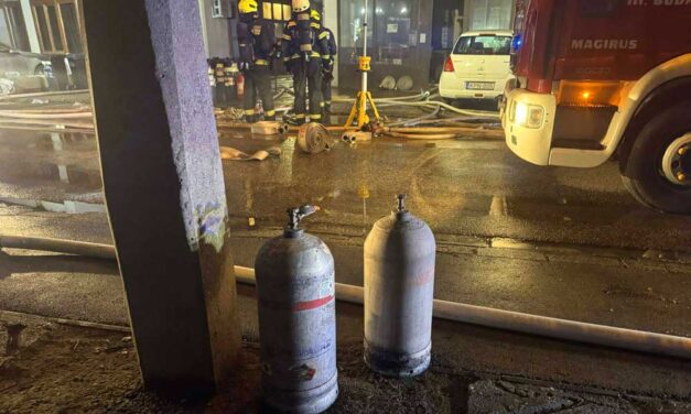 Tragédia a budakeszi munkásszállón: hegesztéshez használt palackok is felrobbantak, több ember égett halálra a tetőtérben – fotók a cikkben