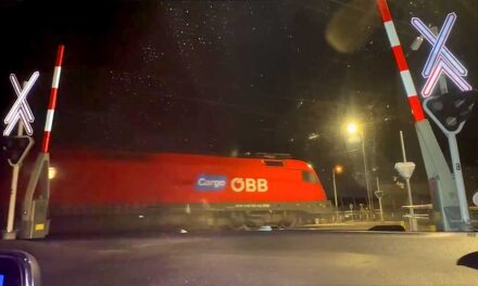 Felnyílt sorompónál haladt át a vonat a Budapest–Belgrád-vonalon Dunaharasztiban – megszólalt a MÁV